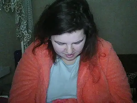 Snapshot of so_shy chatting on February 9, 5:11 pm so shy online show from February 9, 5:11 pm