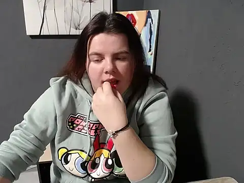 Snapshot of so_shy chatting on March 4, 10:13 am so shy online show from March 4, 10:13 am