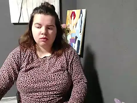 Snapshot of so_shy chatting on March 18, 7:08 am so shy online show from March 18, 7:08 am