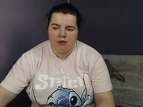 Snapshot of so_shy chatting on September 19, 7:10 am so shy online show from September 19, 7:10 am