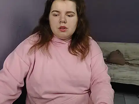 Snapshot of so_shy chatting on September 22, 5:53 am so shy online show from September 22, 5:53 am