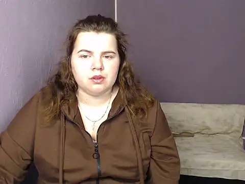 Snapshot of so_shy chatting on September 23, 6:16 am so shy online show from September 23, 6:16 am