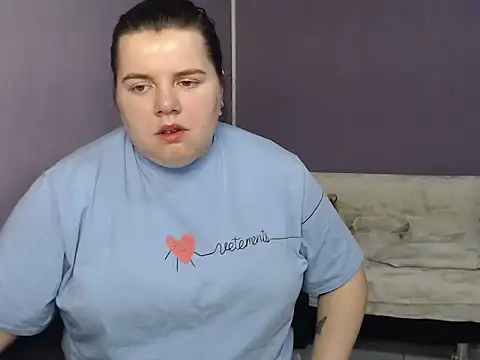 Snapshot of so_shy chatting on September 24, 7:12 am so shy online show from September 24, 7:12 am