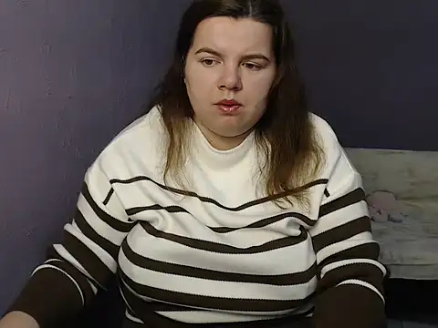 Snapshot of so_shy chatting on October 2, 6:20 am so shy online show from October 2, 6:20 am