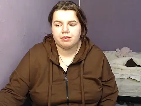 Snapshot of so_shy chatting on October 25, 6:21 am so shy online show from October 25, 6:21 am