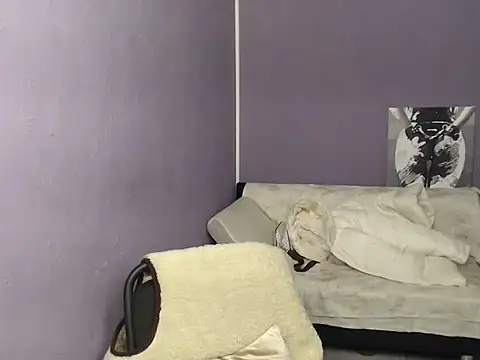 Snapshot of so_shy chatting on October 30, 7:21 am so shy online show from October 30, 7:21 am