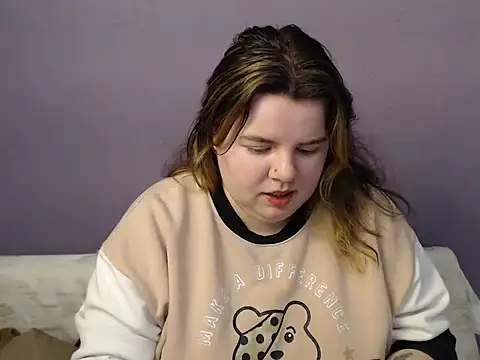 Snapshot of so_shy chatting on November 7, 8:36 am so shy online show from November 7, 8:36 am