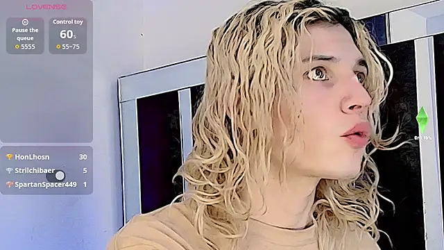 honey skin online show from September 16, 9:27 pm