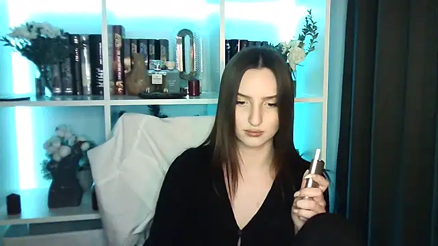 X Alisa online show from March 15, 7:09 pm