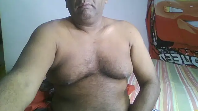 Snapshot of Beargryzzly chatting on January 26, 11:18 pm Beargryzzly online show from January 26, 11:18 pm