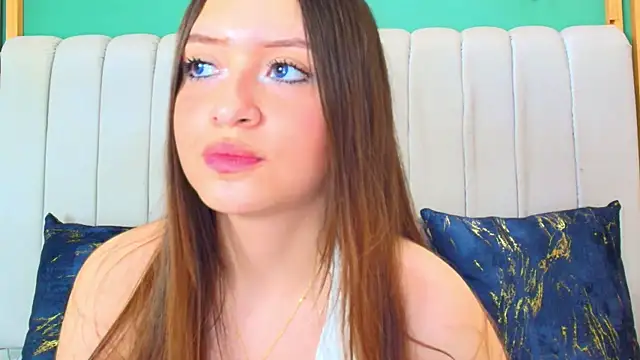 Snapshot of katlyn_martins chatting on February 28, 7:03 pm katlyn martins online show from February 28, 7:03 pm