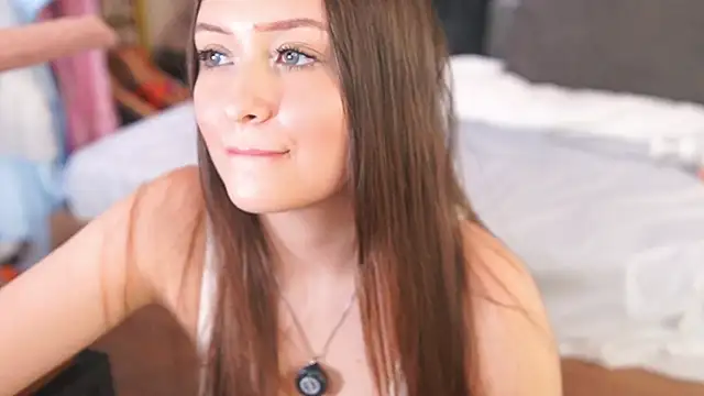 Snapshot of katlyn_martins chatting on October 25, 8:03 pm katlyn martins online show from October 25, 8:03 pm