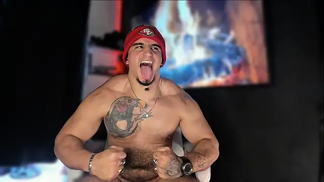 kingbear777 online show from December 17, 3:28 pm