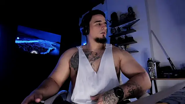 kingbear777 online show from September 21, 11:17 pm