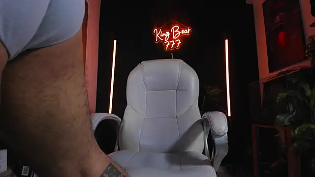 kingbear777 online show from June 27, 2:16 am
