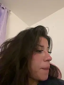 Snapshot of Ag4ta_ chatting on January 23, 12:46 am Ag4ta online show from January 23, 12:46 am