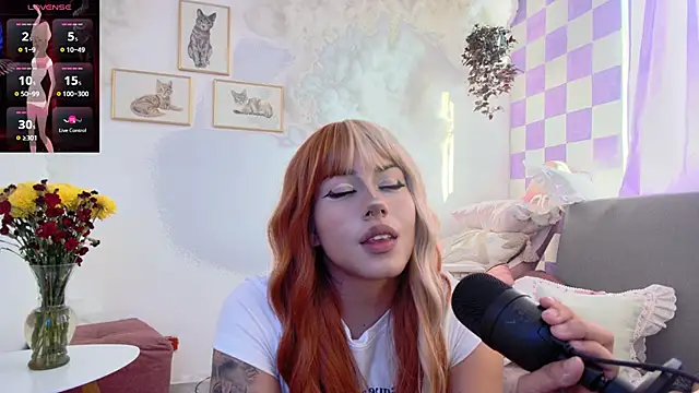 Snapshot of Ag4ta_ chatting on February 19, 10:20 pm Ag4ta online show from February 19, 10:20 pm