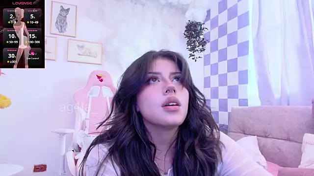 Snapshot of Ag4ta_ chatting on March 5, 8:42 pm Ag4ta online show from March 5, 8:42 pm