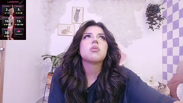 Snapshot of Ag4ta_ chatting on March 18, 10:48 pm Ag4ta online show from March 18, 10:48 pm