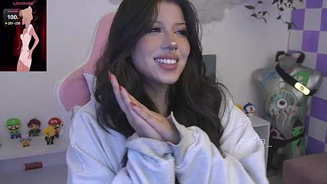 Snapshot of Ag4ta_ chatting on November 20, 5:18 am Ag4ta online show from November 20, 5:18 am