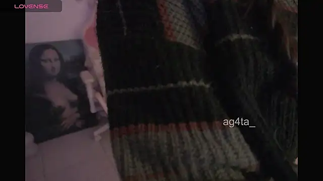 Snapshot of Ag4ta_ chatting on April 23, 11:40 pm Ag4ta online show from April 23, 11:40 pm