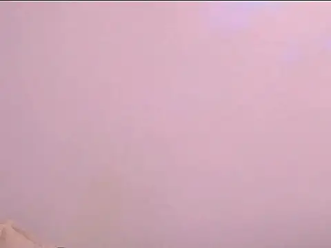 Snapshot of Sam_smitth chatting on February 22, 6:13 am Sam smitth online show from February 22, 6:13 am