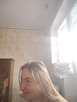 ElenaMaeer online show from February 5, 2:00 pm