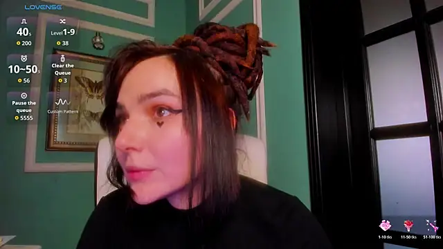 Snapshot of 1Munique chatting on January 19, 2:21 pm 1Munique online show from January 19, 2:21 pm