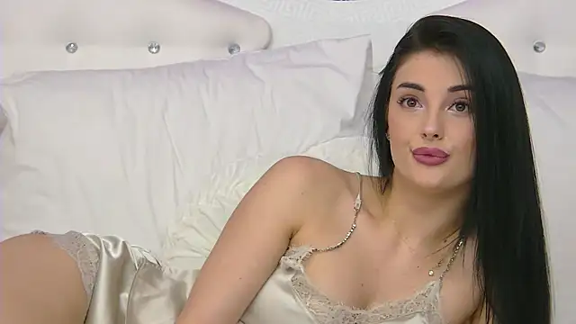 Snapshot of SophiaVilner chatting on March 16, 7:27 pm SophiaVilner online show from March 16, 7:27 pm