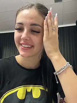 Snapshot of SophiaVilner chatting on September 9, 6:07 pm SophiaVilner online show from September 9, 6:07 pm