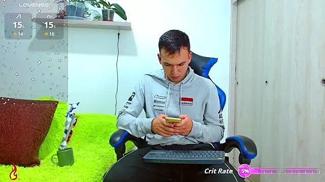 dorian h  online show from September 12, 11:37 pm