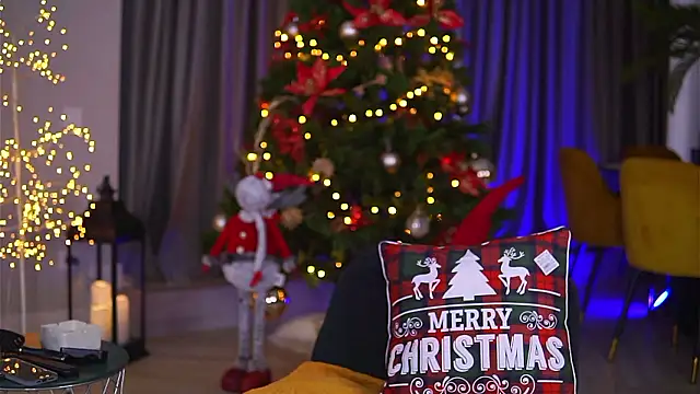 MissMooon online show from December 9, 8:33 am