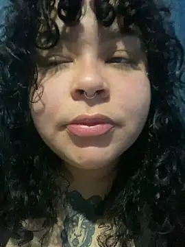 Kimberliprivv online show from May 14, 5:20 pm