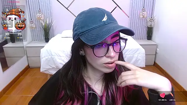 LenaRoses online show from October 18, 8:42 pm