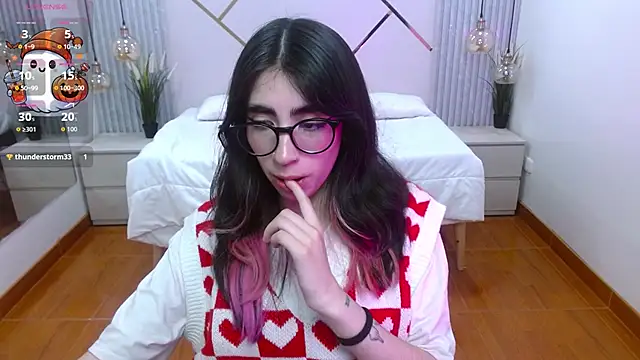 LenaRoses online show from October 23, 8:18 pm