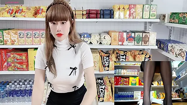 Snapshot of _7Eleven_ chatting on January 21, 12:07 pm 7Eleven online show from January 21, 12:07 pm