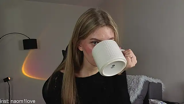 Naomi Girly online show from September 16, 4:24 am