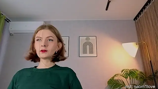 Naomi Girly online show from June 22, 6:05 pm