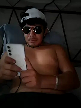 GusssHOT online show from October 3, 10:07 pm