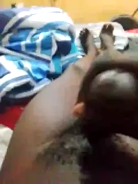 tonniii33 online show from February 28, 4:13 am