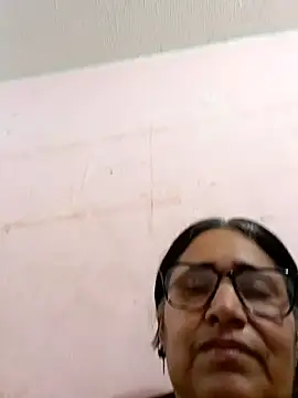  candi online show from January 24, 11:59 am