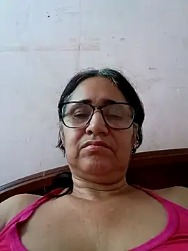  candi online show from January 26, 1:25 pm