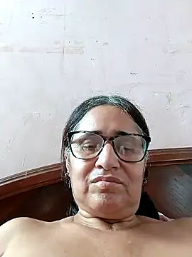  candi online show from January 26, 8:45 pm