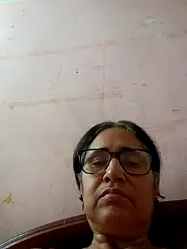  candi online show from January 27, 12:05 pm