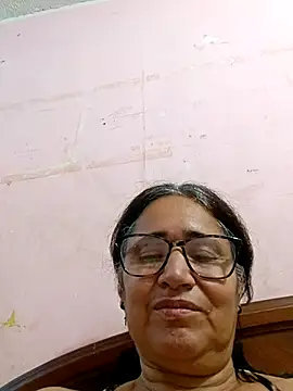 candi online show from January 28, 11:28 am