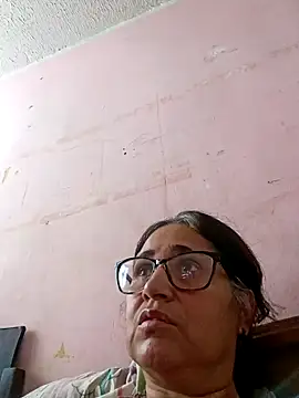  candi online show from February 1, 1:41 pm