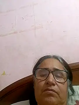  candi online show from February 11, 5:16 am