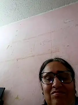  candi online show from February 13, 12:21 pm