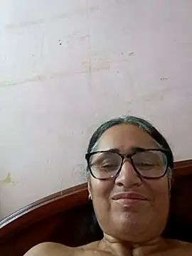  candi online show from February 14, 12:03 pm