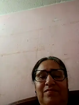  candi online show from February 17, 11:44 am